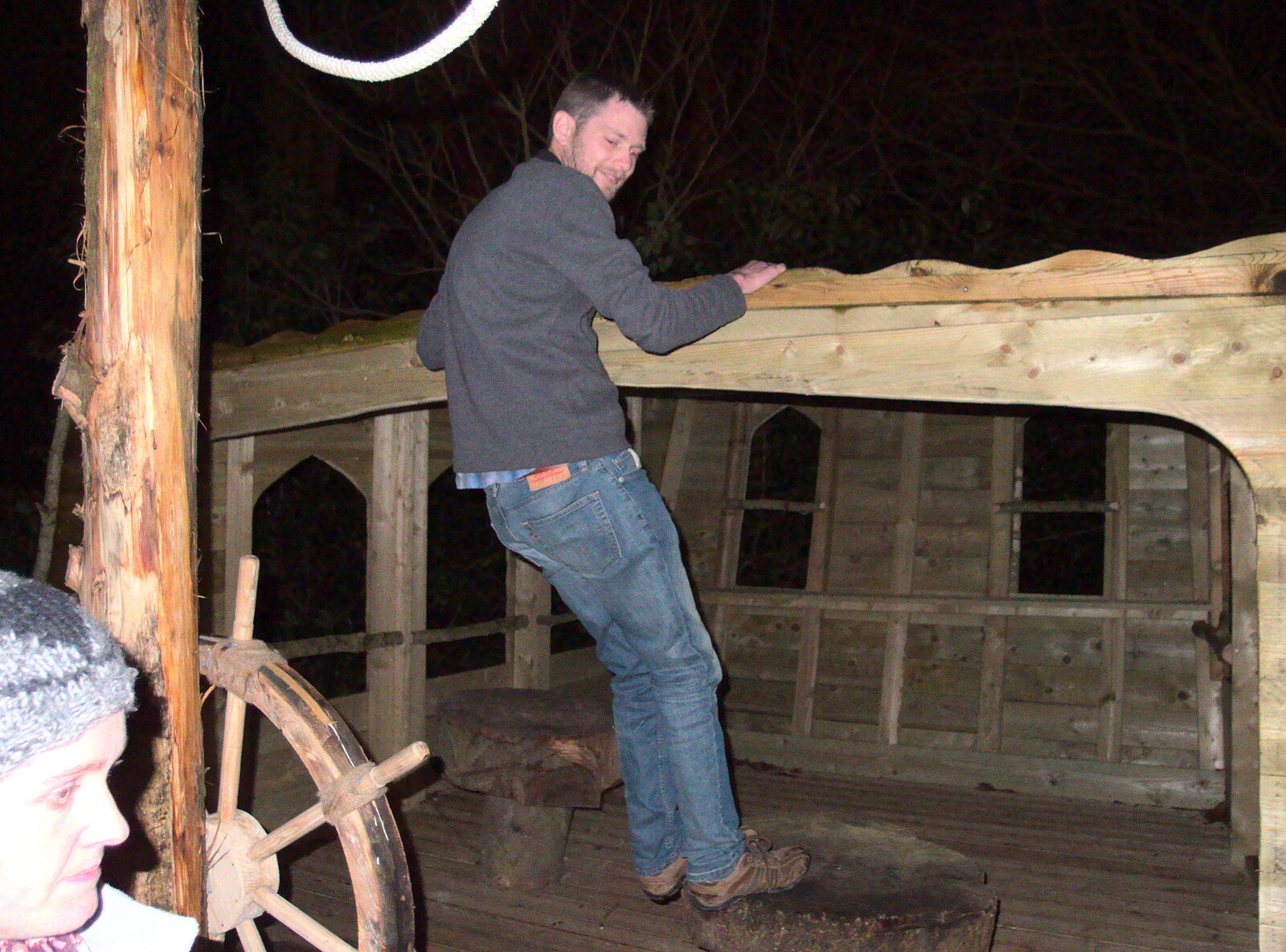 Phil climbs up from New Year's Eve at the Oaksmere, Brome, Suffolk - 31st December 2014