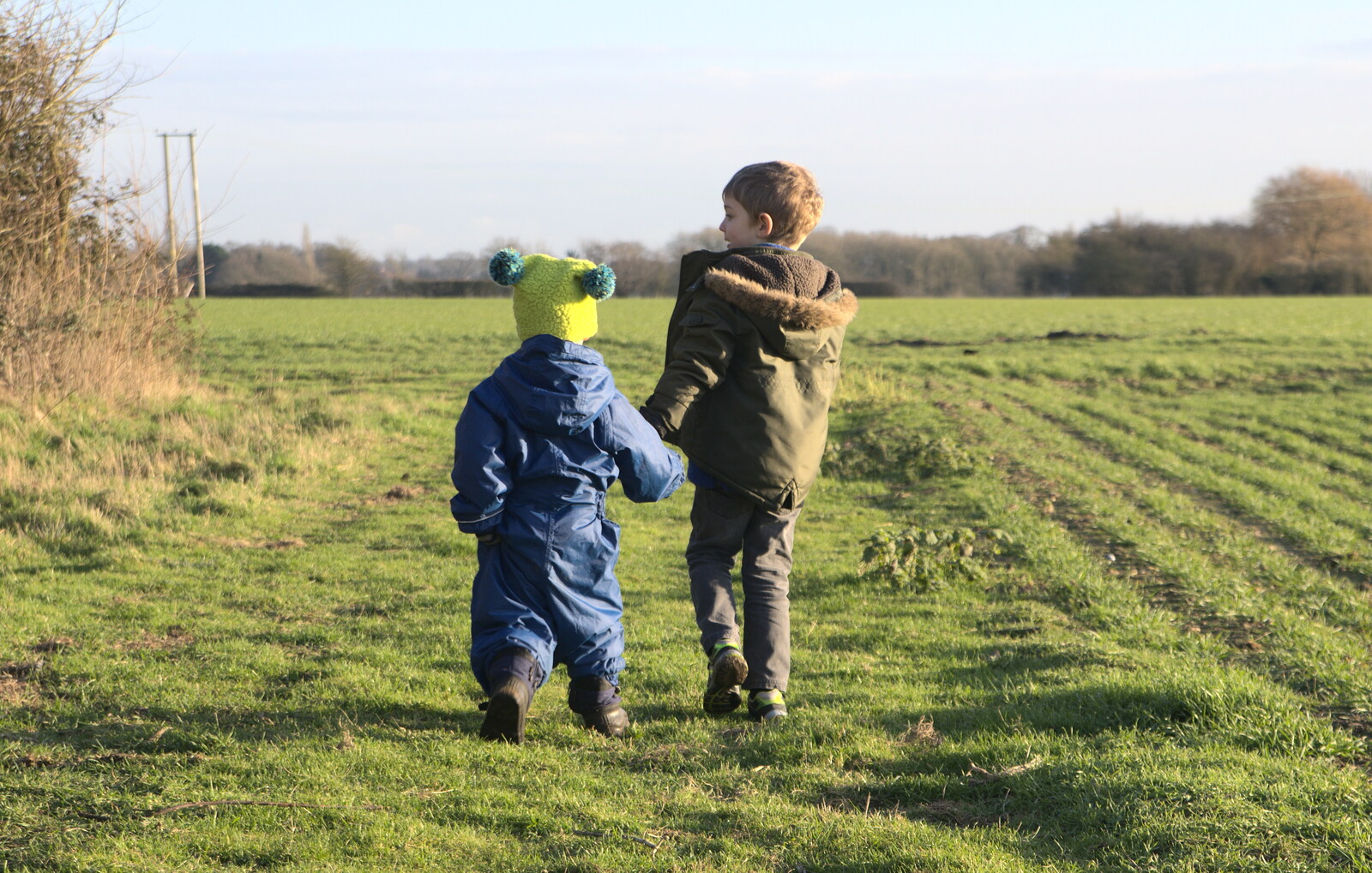 Harry and Fred go off walking from The BBs do a Recording, Hethel, Norfolk - 18th January 2015