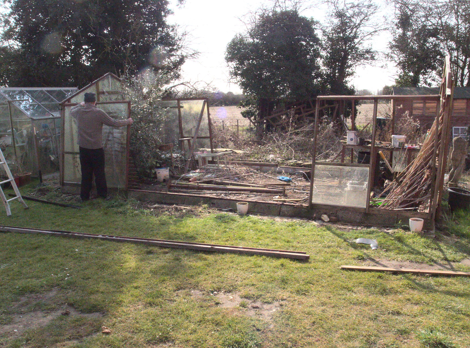 The greenhouse disappears from A Crashed Car and Greenhouse Demolition, Brome, Suffolk - 20th March 2015