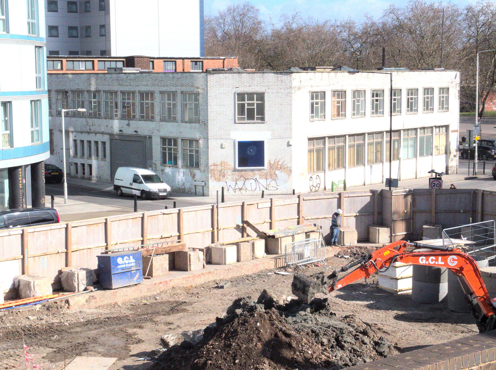 Site clearance continues in Bethnal Green from The Last Day of Pre-School and Beer at the Trowel and Hammer, Cotton, Suffolk - 29th March 2015