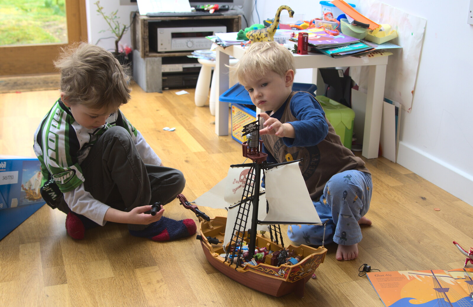Fred and Harry play with the pirate ship from The Last Day of Pre-School and Beer at the Trowel and Hammer, Cotton, Suffolk - 29th March 2015