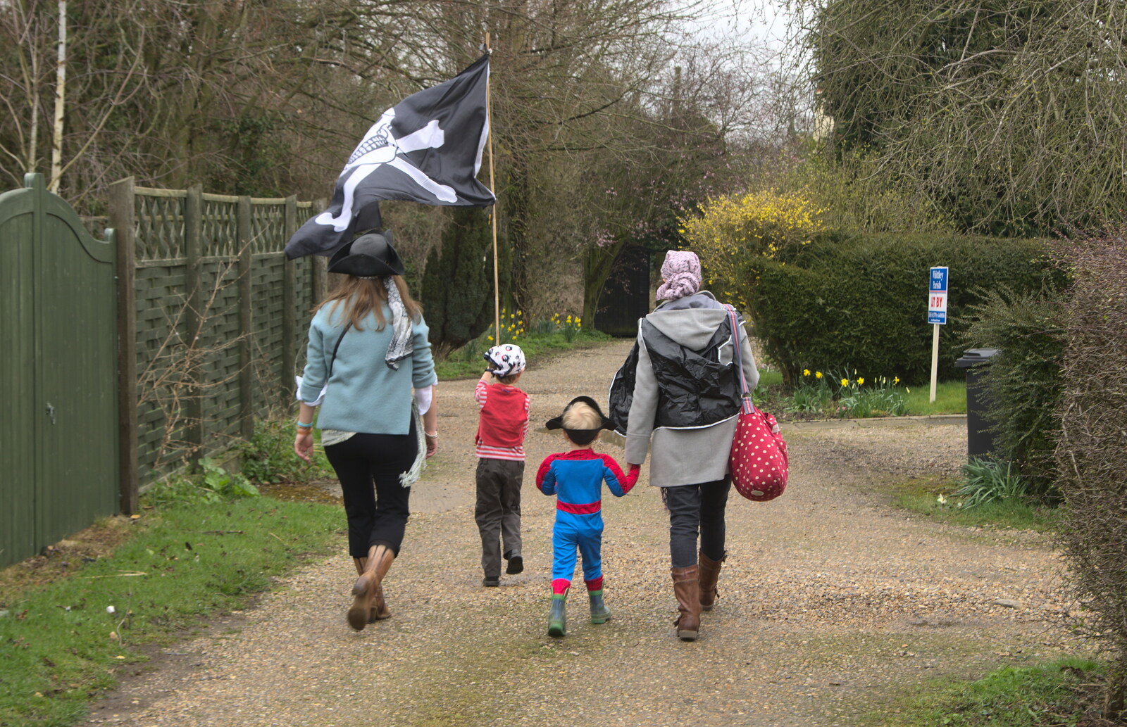 Fred waves the flag as we head off from The Launching of the Jolly Conkerer, The Oaksmere, Brome, Suffolk - 3rd April 2015