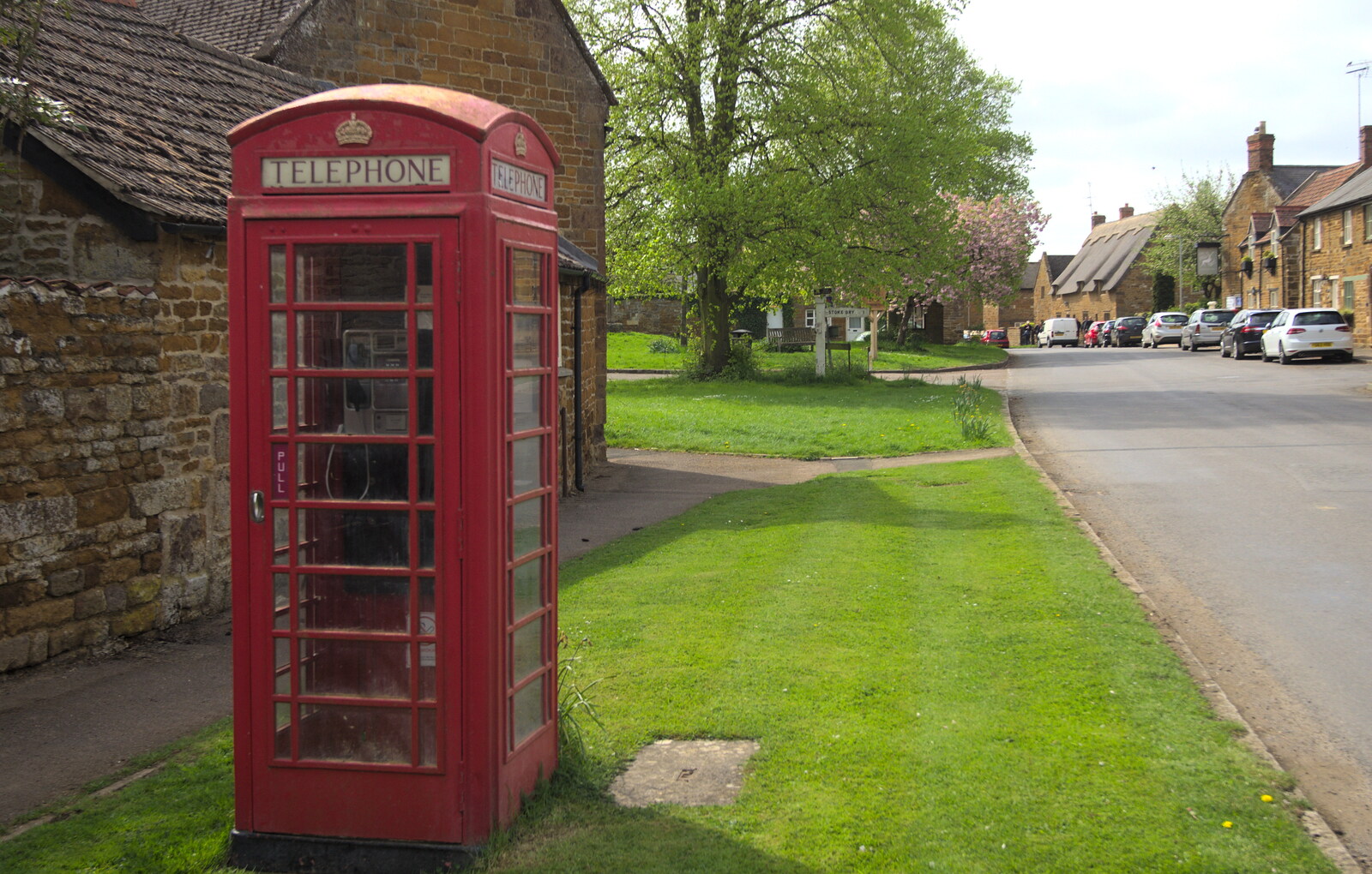 Lyddington's K6 phone box from The BSCC Weekend Away, Lyddington, Rutland - 9th May 2015