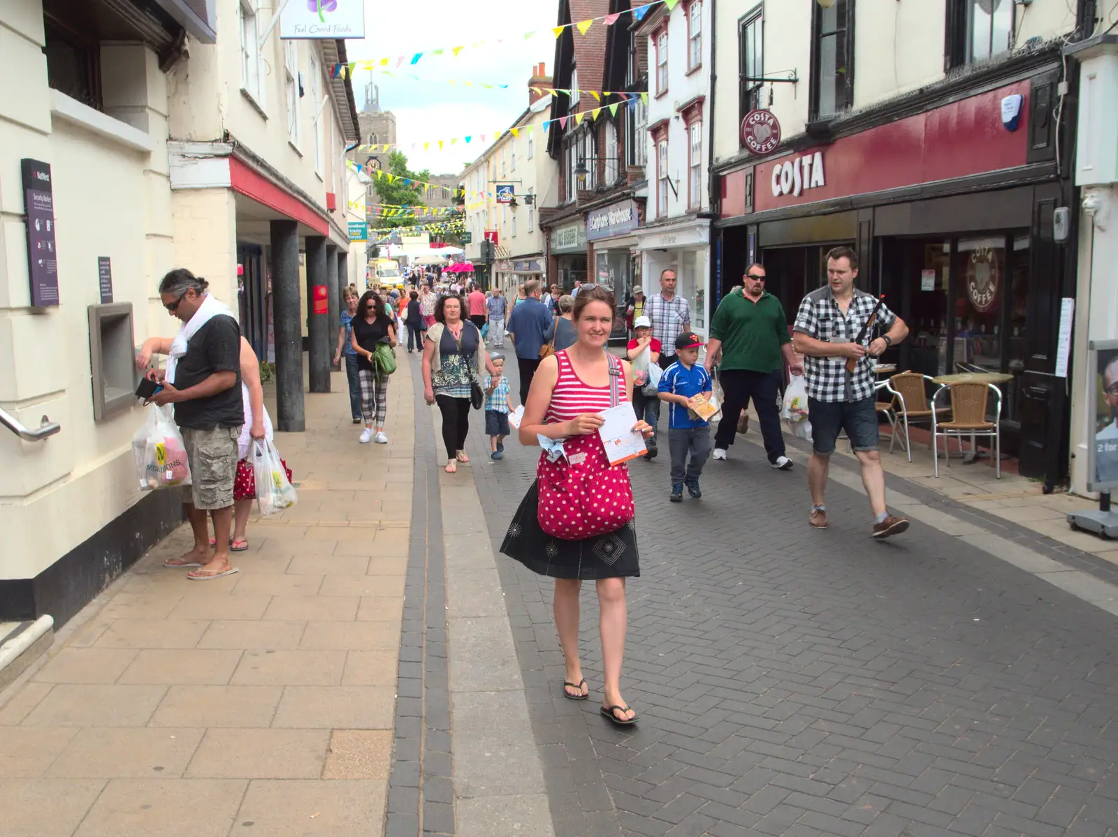 Isobel is followed by Da Wheeze and Harry, from A visit from Da Gorls, Brome, Suffolk - 27th June 2015