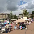 It's a busy market place in Diss, A visit from Da Gorls, Brome, Suffolk - 27th June 2015