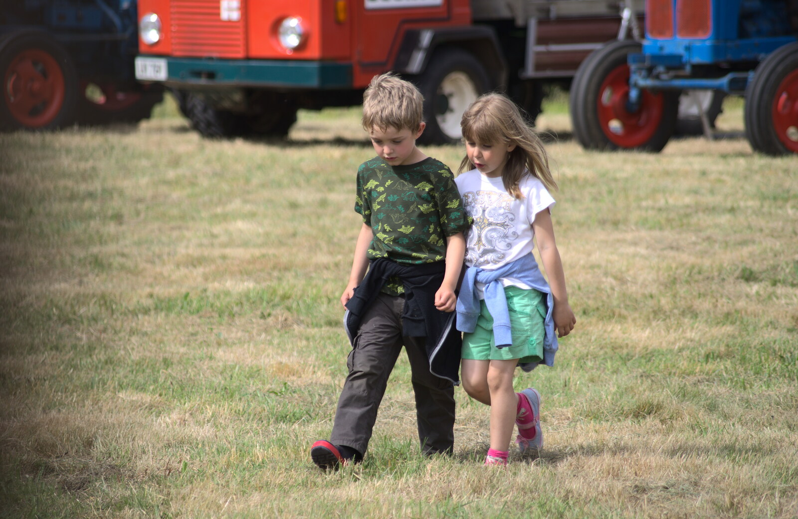 Fred and Sophie from Thrandeston Pig Roast, Thrandeston Little Green, Suffolk - 28th June 2015