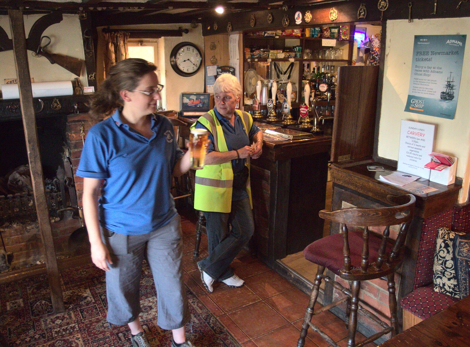 Suey escapes as Spam is at the bar from The BSSC at The Greyhound, Underpants and Moths - Tibenham, Norfolk - 6th July 2015