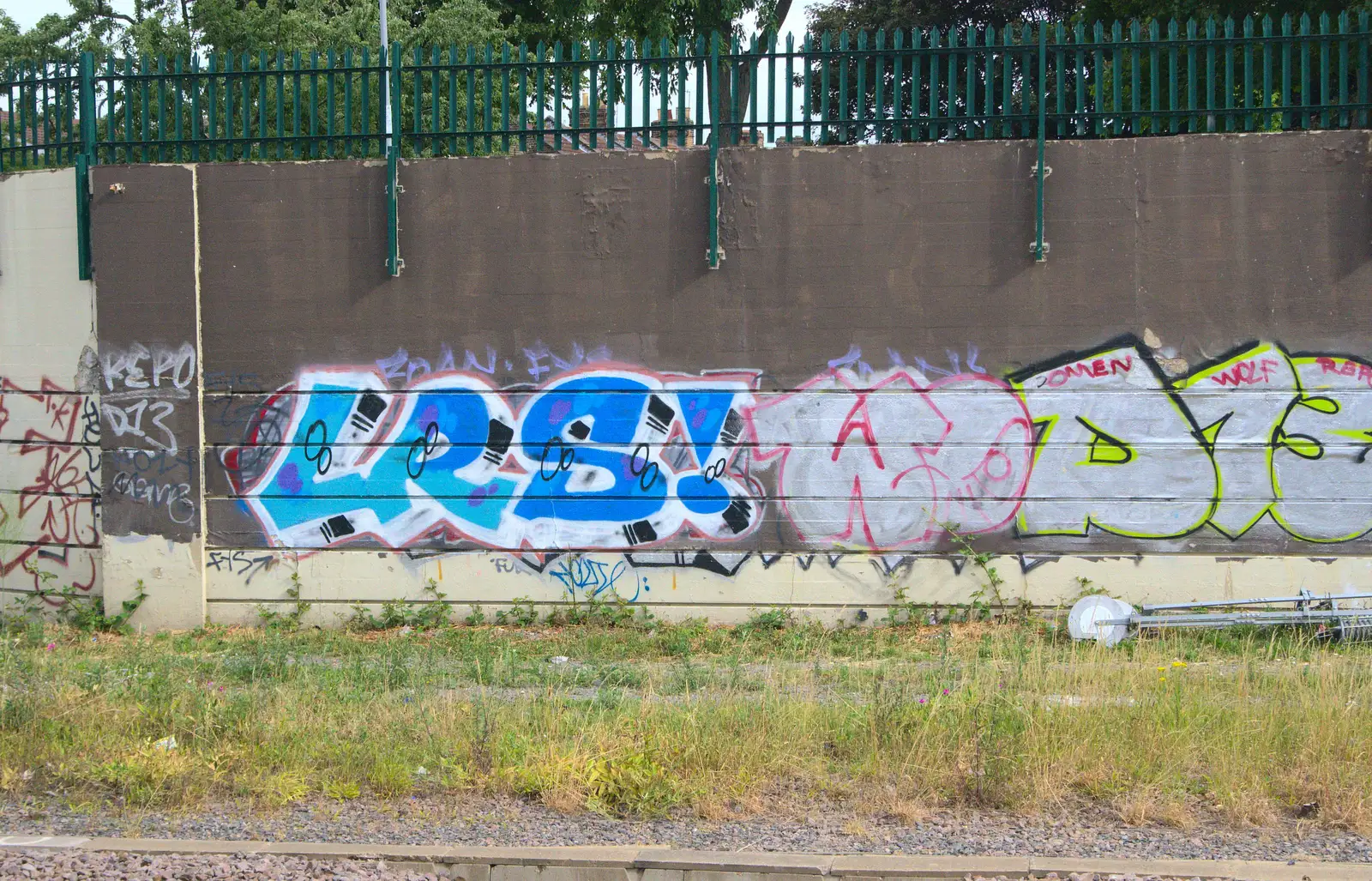 Trackside graffiti, Seven Kings, from It's a SwiftKey Knockout, Richmond Rugby Club, Richmond, Surrey - 7th July 2015