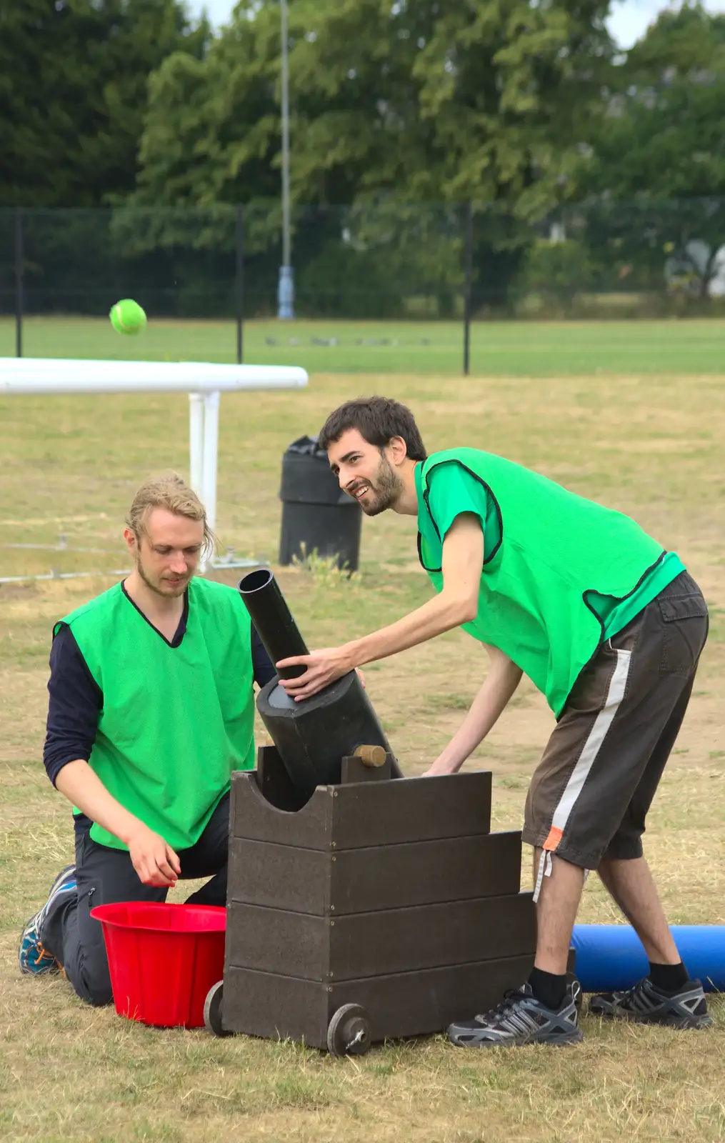 David fires a tennis-ball cannon, from It's a SwiftKey Knockout, Richmond Rugby Club, Richmond, Surrey - 7th July 2015