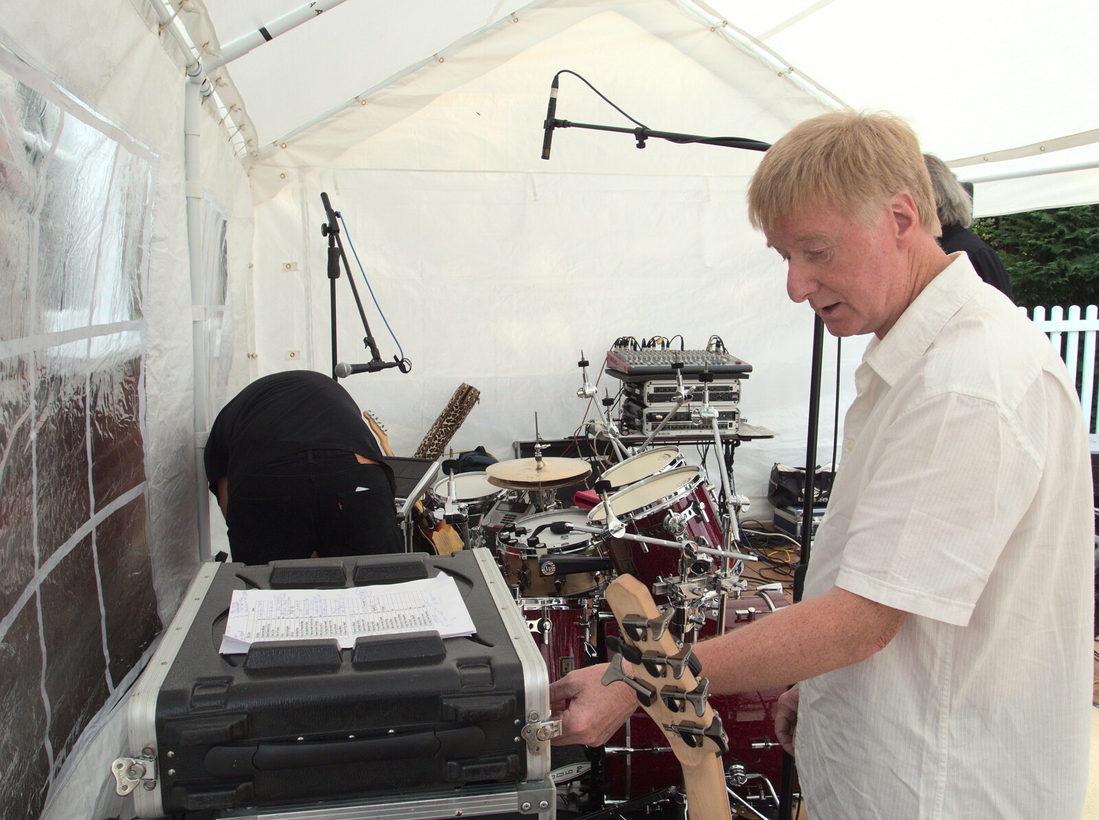 John the deputy bassist twiddles knobs from The BBs at Bacton, and Abbey Gardens, Bury St. Edmunds, Suffolk - 19th July 2015
