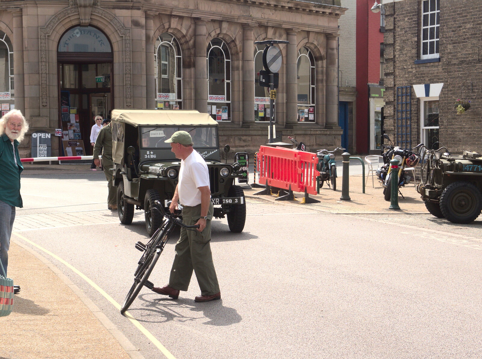 A Jeep outside The Bank from A 1940's Takeover, Eye, Suffolk - 8th August 2015