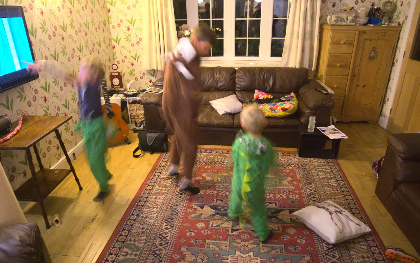 Fred, Rowan and Harry freak out, from A Trip to Hurst Castle, Keyhaven, Hampshire - 28th August 2015