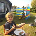 Fred eats camper-van breakfast, A Trip to Hurst Castle, Keyhaven, Hampshire - 28th August 2015
