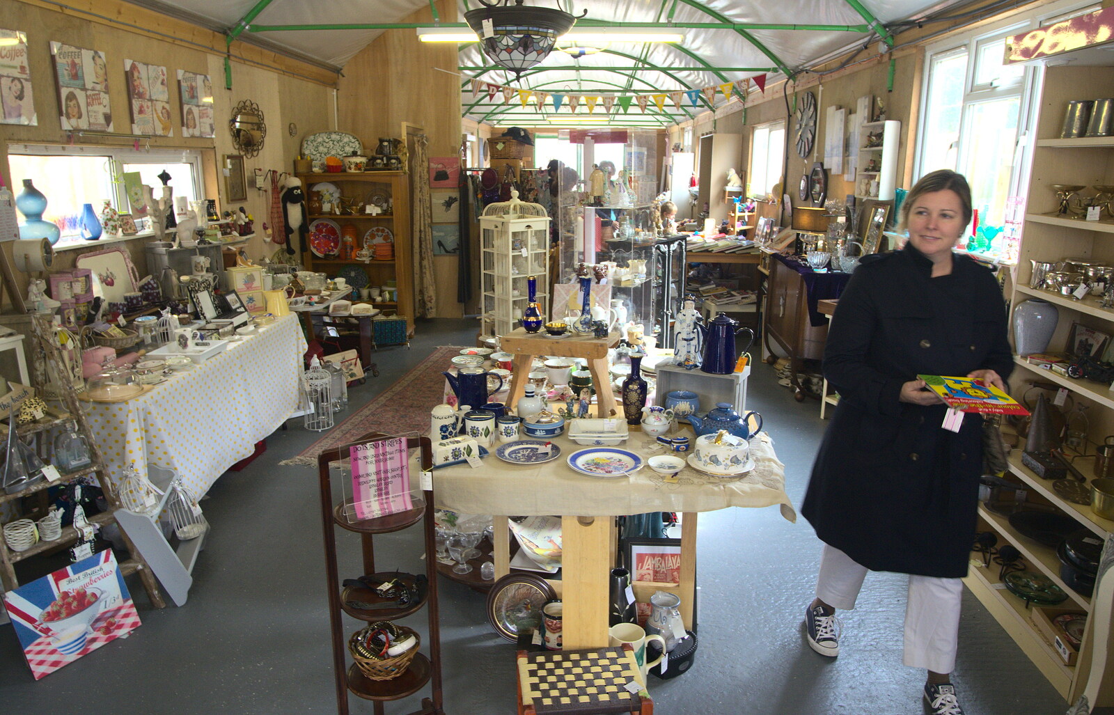 Tanya roams around Michelle's shop from Camping at Roundhills, Brockenhurst, New Forest, Hampshire - 29th August 2015