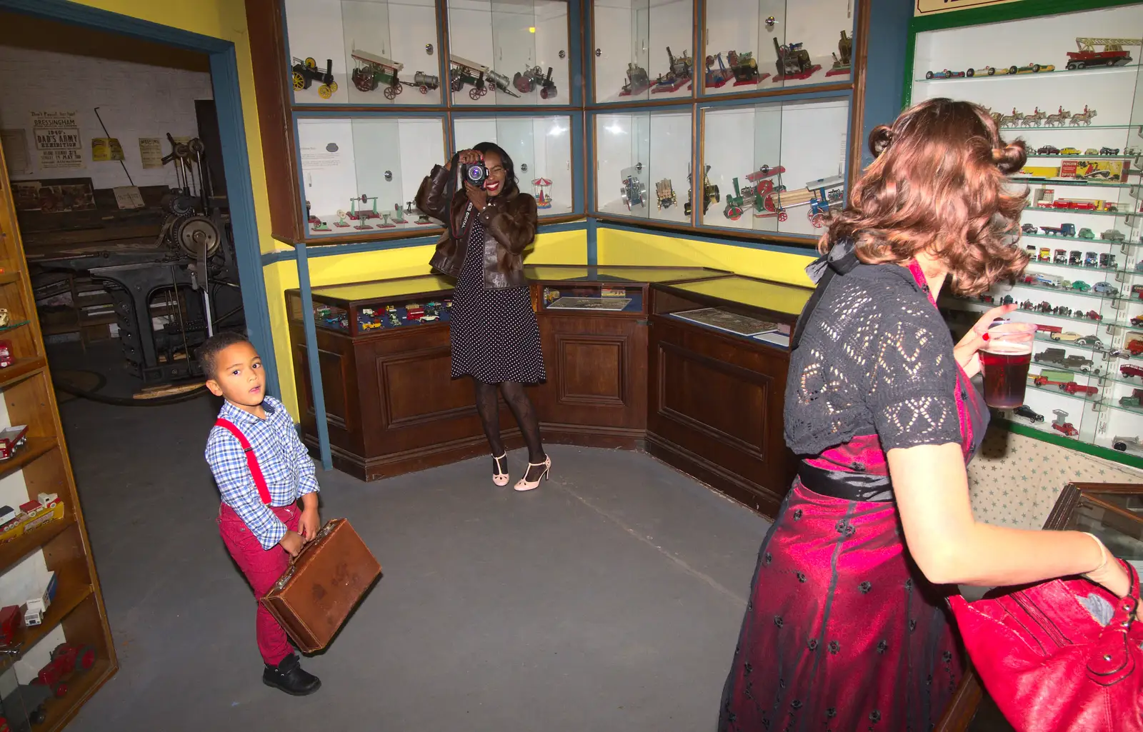 Chichi takes a photo, from A 1940s Dance, Bressingham Steam Museum, Bressingham, Norfolk - 19th September 2015