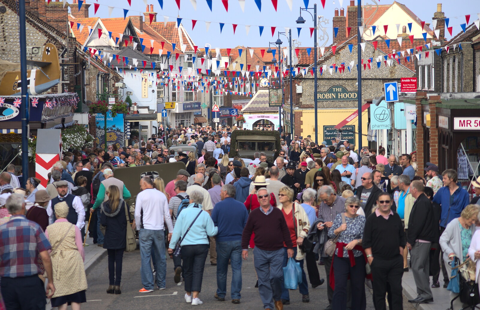 Sheringham town centre is heaving from A Steamy 1940s Day Out, Holt and Sheringham, Norfolk - 20th September 2015