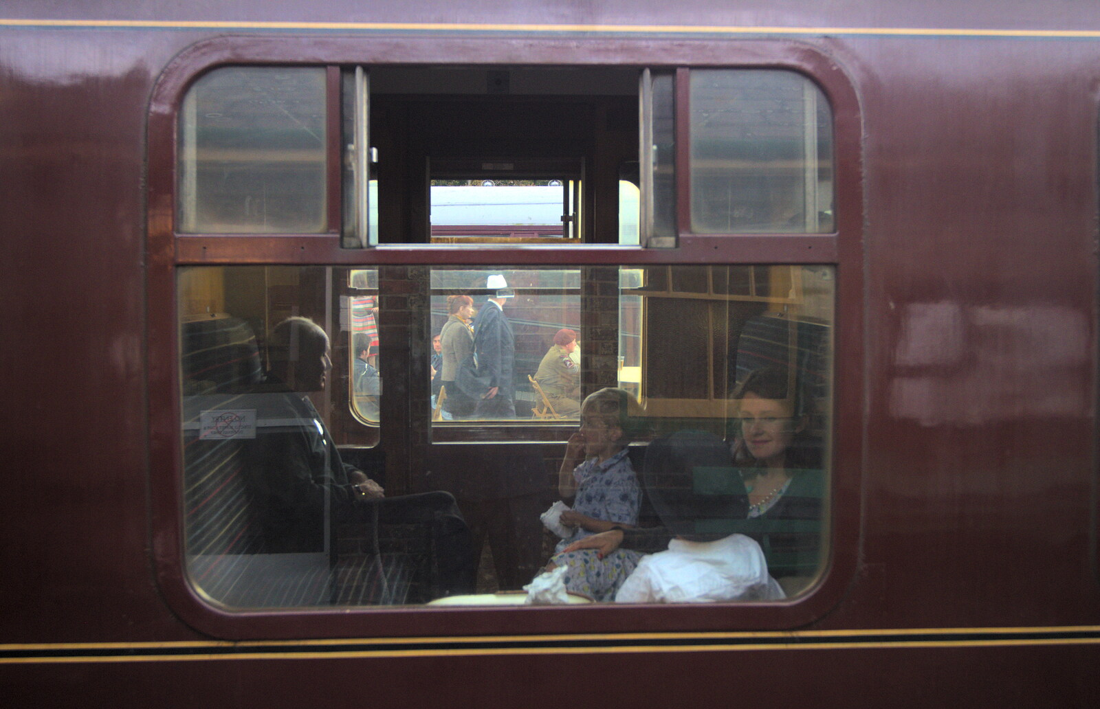 The view through our Mark 1 carriage window from A Steamy 1940s Day Out, Holt and Sheringham, Norfolk - 20th September 2015