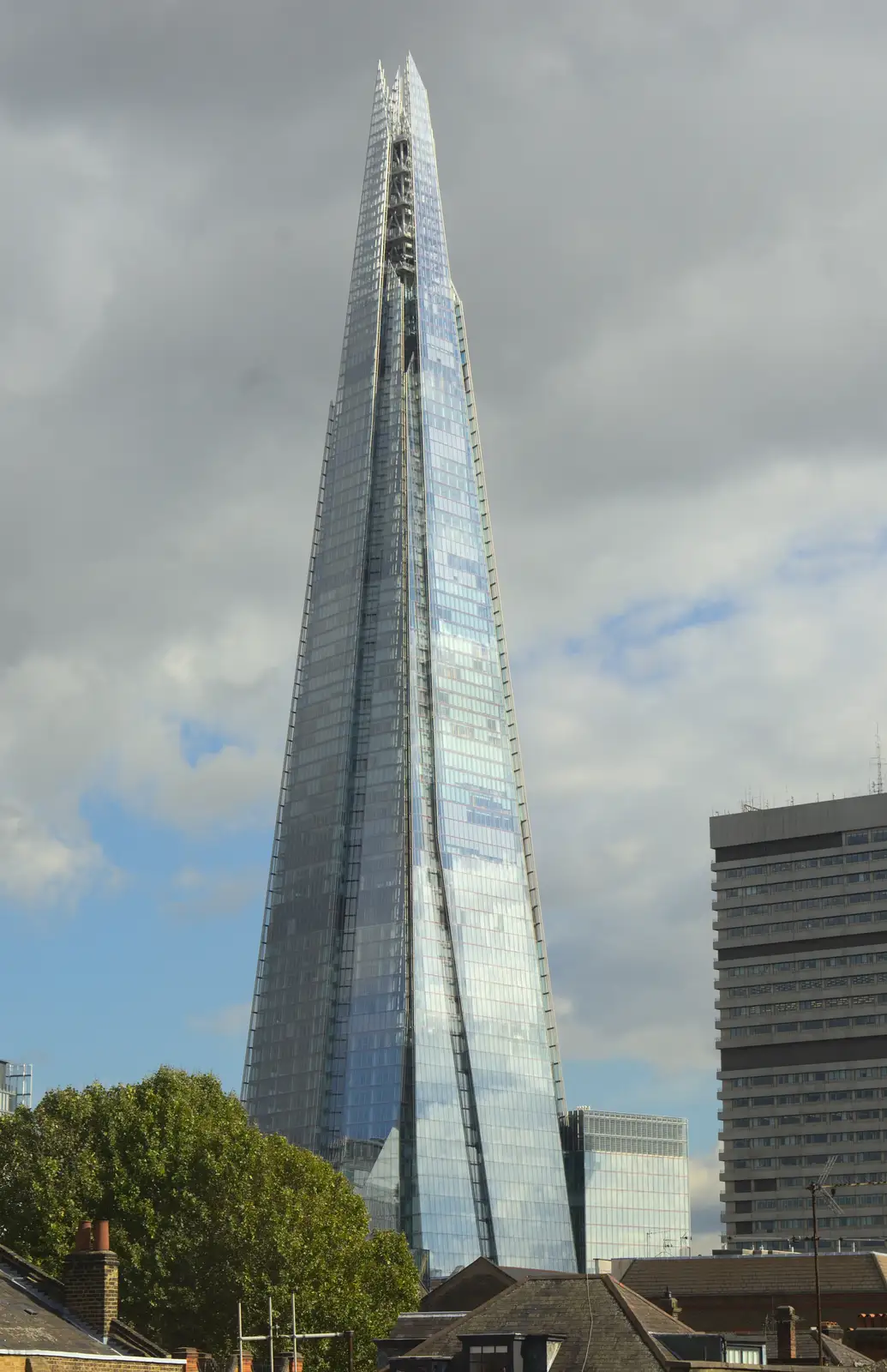 The Shard reflects a cloudy sky, from SwiftKey Innovation Week, Southwark Bridge Road, London - 7th October 2015