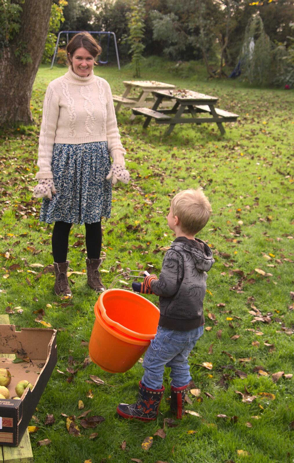 Isobel and Harry get ready to pick apples from Apple Picking and The BBs at Framingham Earl, Norfolk - 25th October 2015