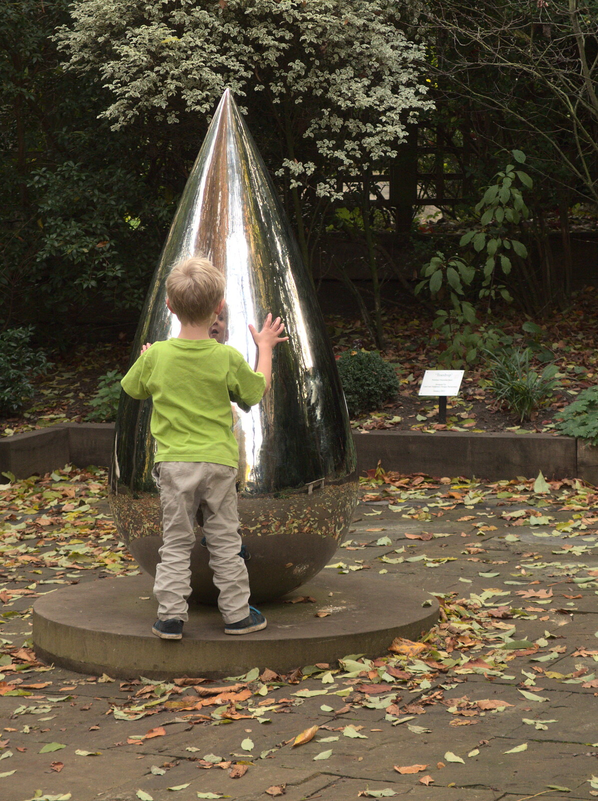 Harry with a steel teardrop from Abbey Gardens in Autumn, Bury St. Edmunds, Suffolk - 27th October 2015
