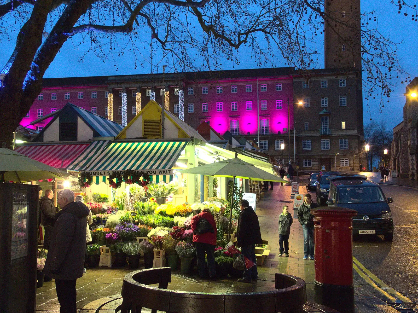 The long-resident Cary's flower stall on the market, from Southwark, Norwich, and a Power Cut, London, Norfolk and Suffolk - 12th December 2015