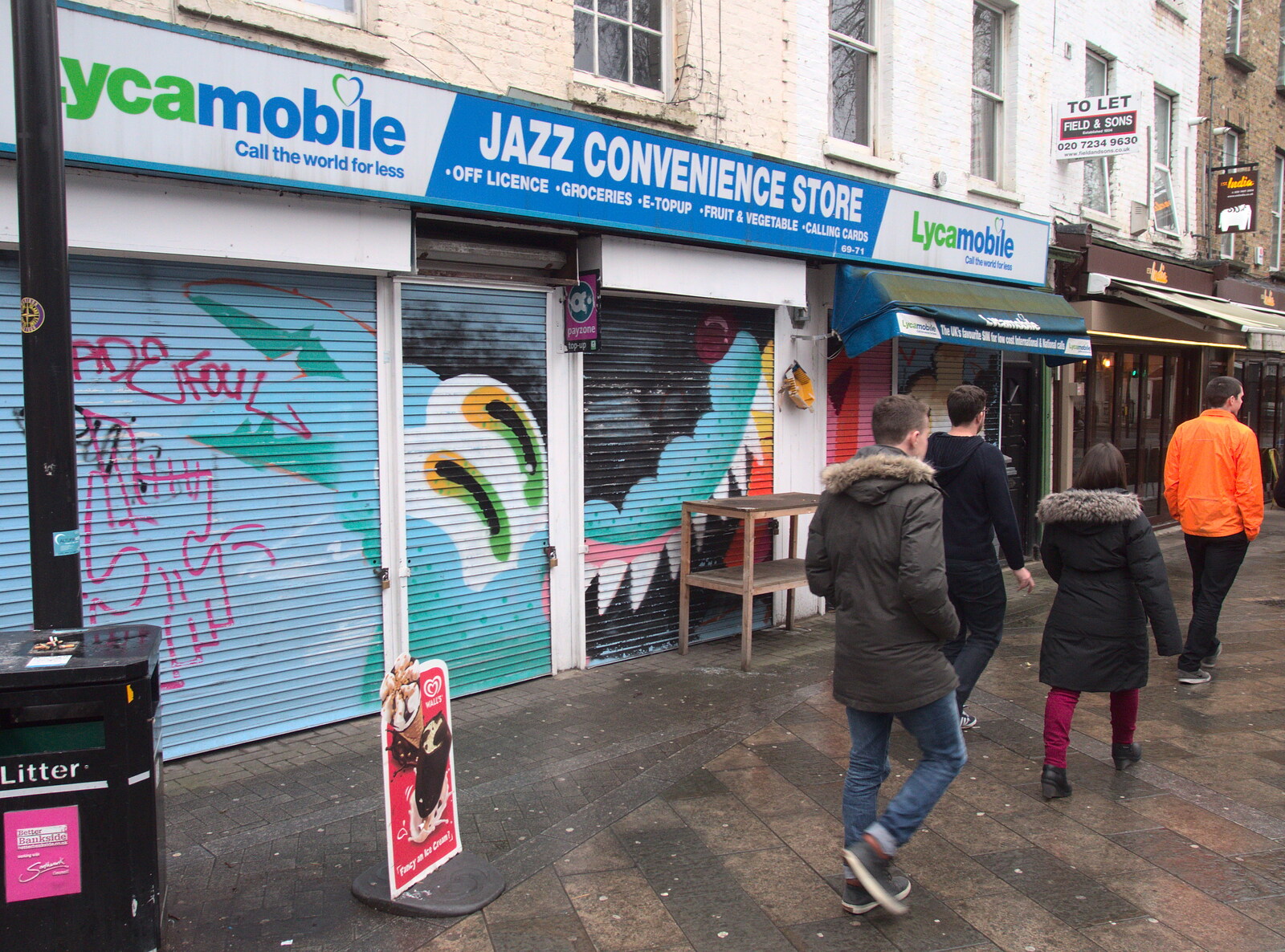 The closed-down Jazz convenience store from A London Lunch, Borough, Southwark - 15th December 2015