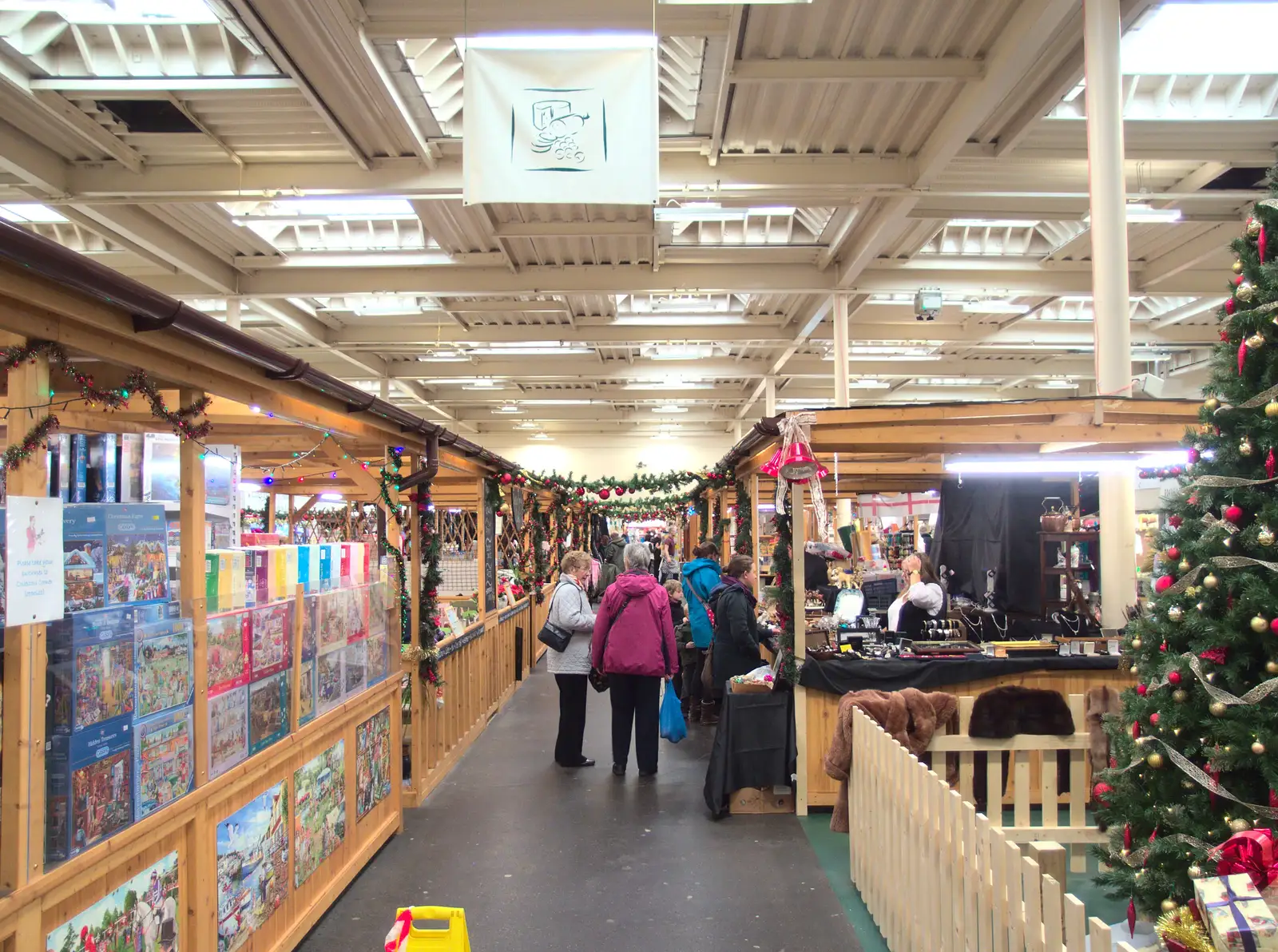 Chester indoor market, from A Party and a Road Trip to Chester, Suffolk and Cheshire - 20th December 2015