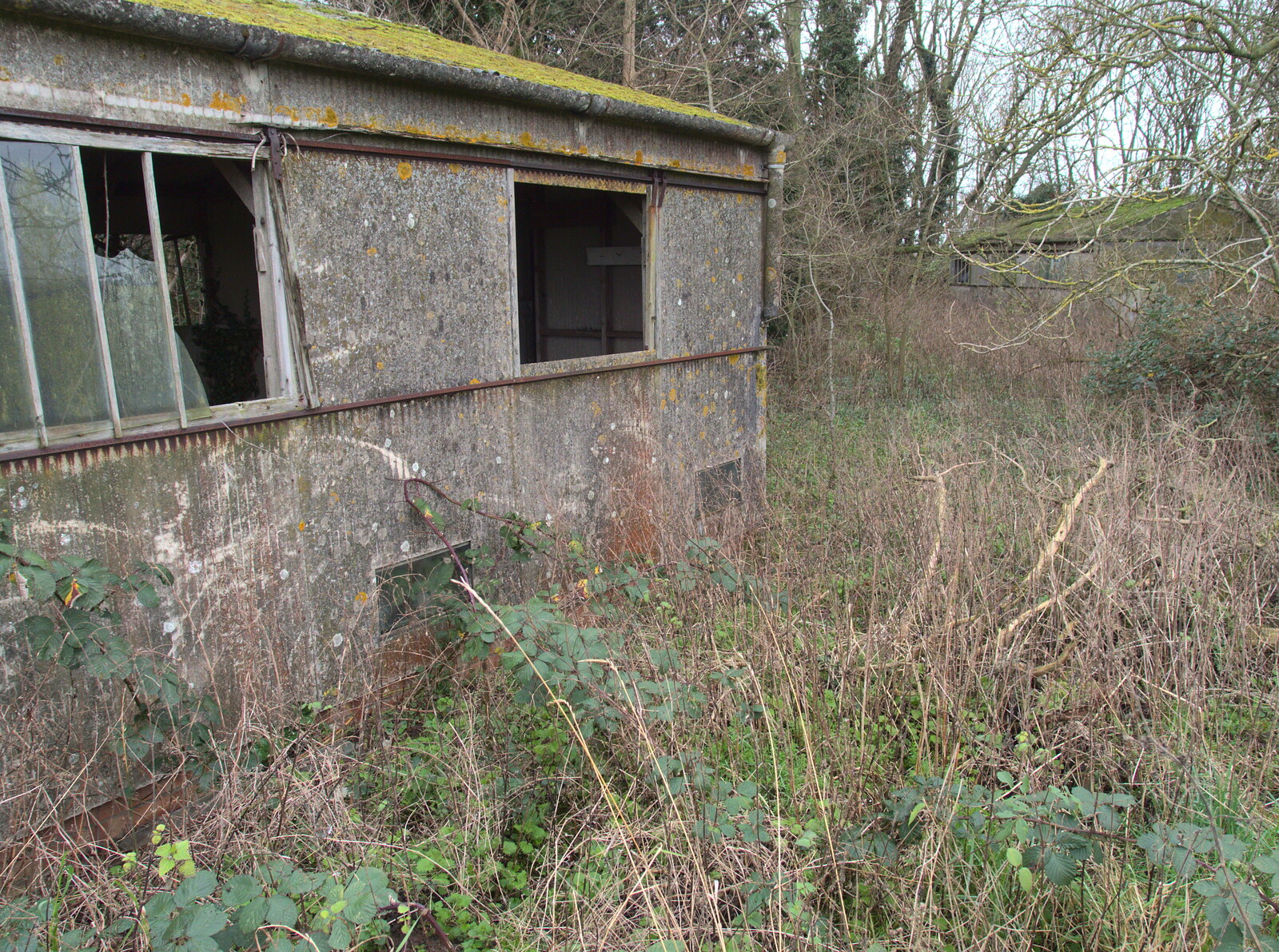 A derelict shed from New Year's Eve With The BBs, The Barrel, Banham, Norfolk - 31st December 2015