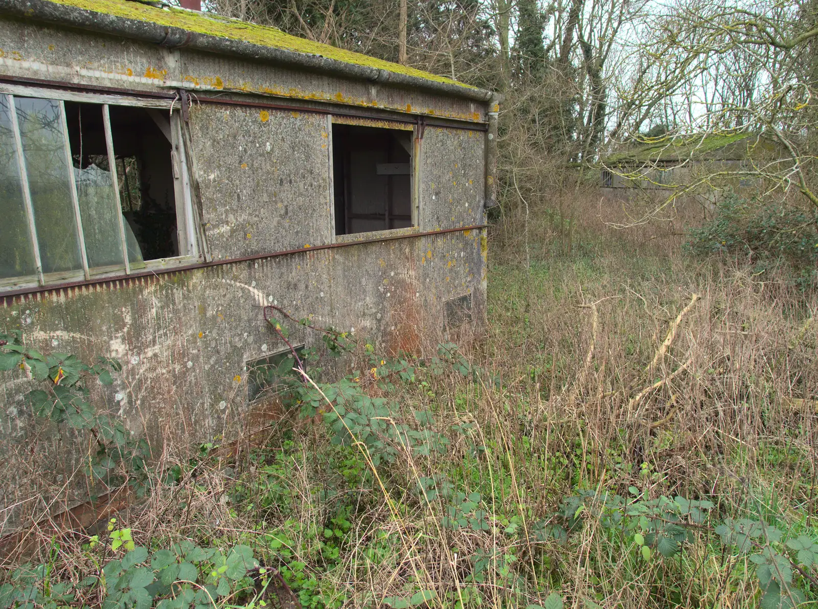 A derelict shed, from New Year's Eve With The BBs, The Barrel, Banham, Norfolk - 31st December 2015