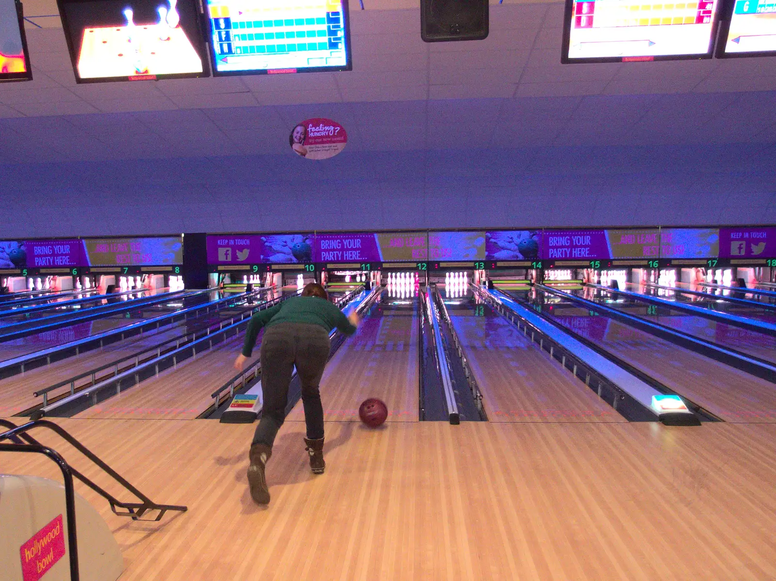 Isobel flings a ball, from Ten-Pin Bowling, Riverside, Norwich - 3rd January 2016