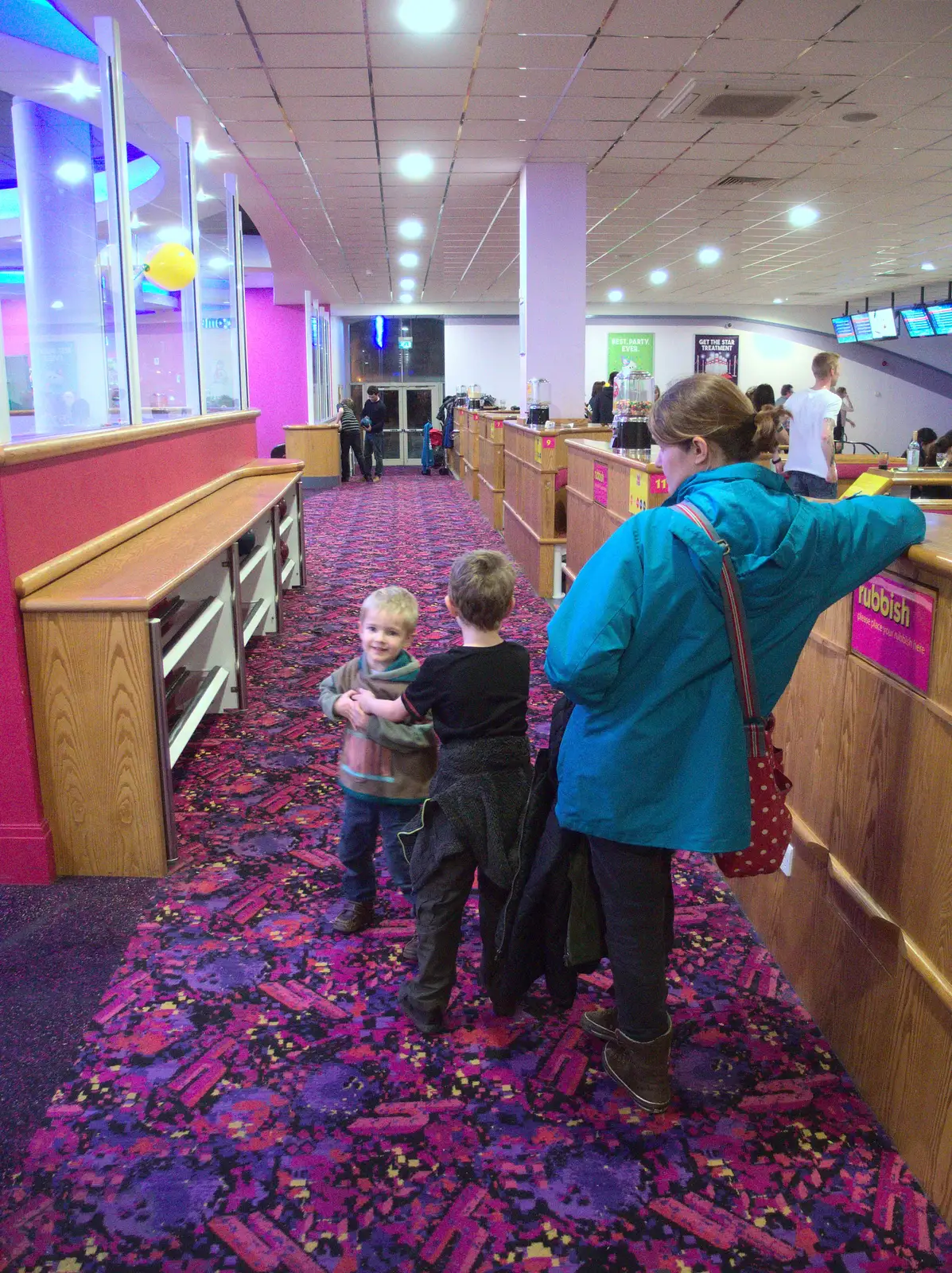 Classic tasteful bowl-o-rama carpet, from Ten-Pin Bowling, Riverside, Norwich - 3rd January 2016