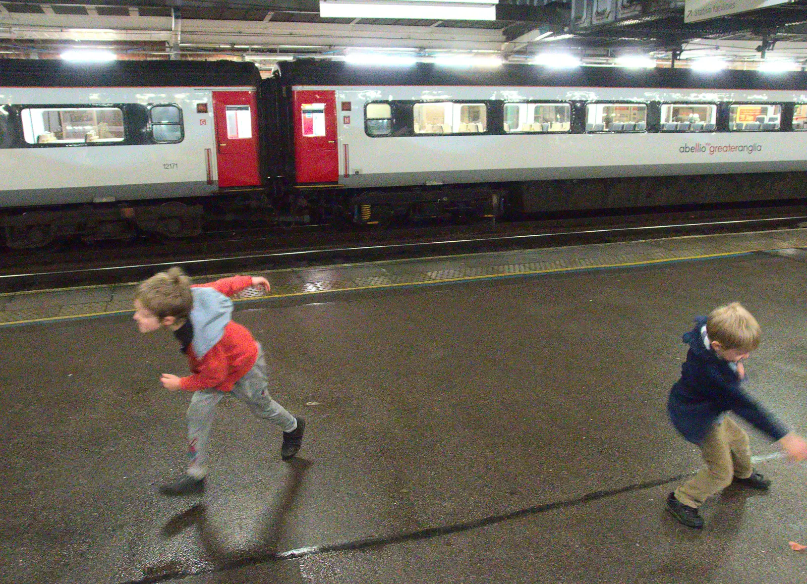 Fred and Harry on the platform at Ipswich, from Isobel Goes to Lyon, Ipswich Station, Burrell Road - 24th January 2016