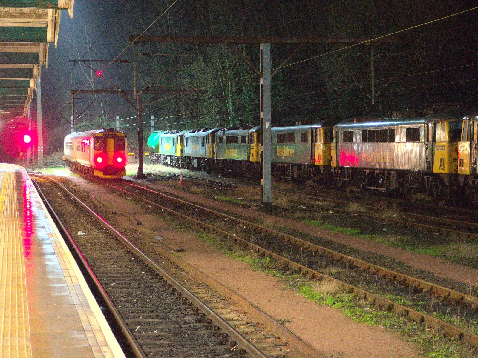 The tail of the Class 86 collection, from Isobel Goes to Lyon, Ipswich Station, Burrell Road - 24th January 2016