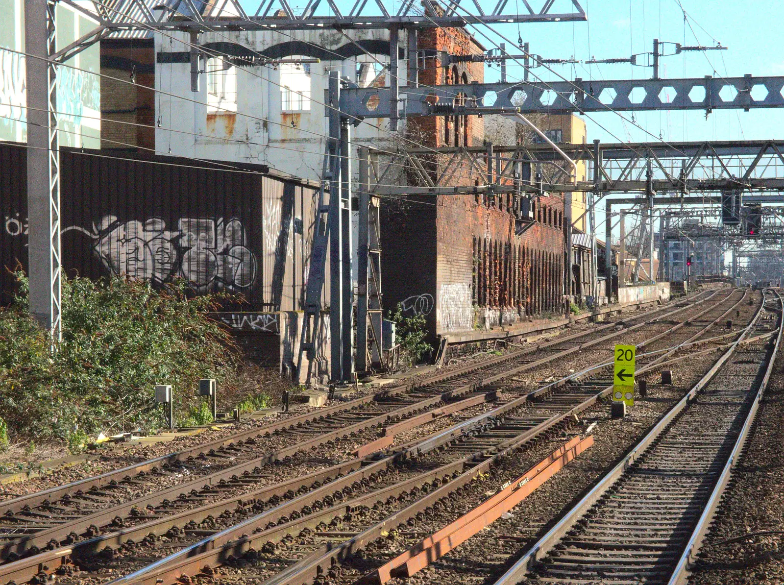 The shell of a building, and railway tracks, from A SwiftKey Power Cut, Southwark Bridge Road, London - 4th March 2016