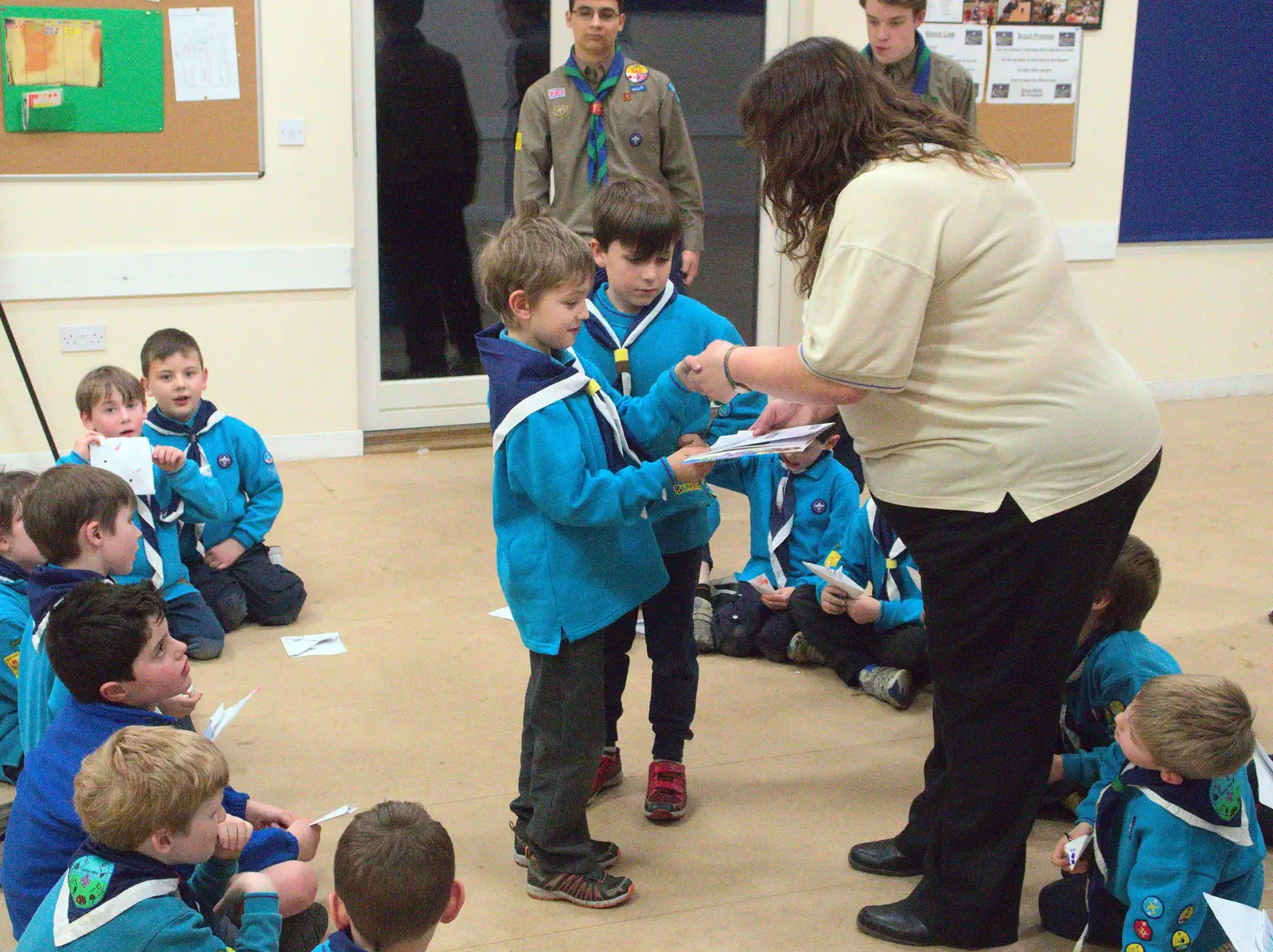 Fred does the handshake, from Isobel's Hartismere Run, Castleton Way, Eye, Suffolk - 16th March 2016