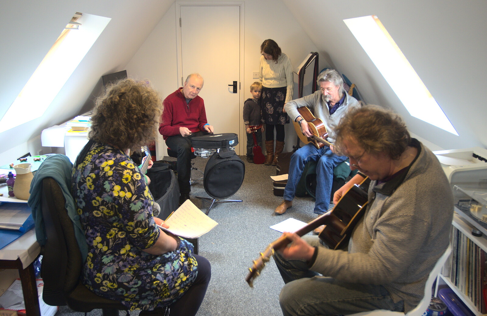 The BBs do an acoustic rehearsal in the office from Isobel's Hartismere Run, Castleton Way, Eye, Suffolk - 16th March 2016
