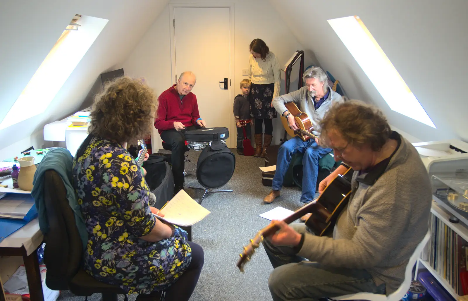 The BBs do an acoustic rehearsal in the office, from Isobel's Hartismere Run, Castleton Way, Eye, Suffolk - 16th March 2016