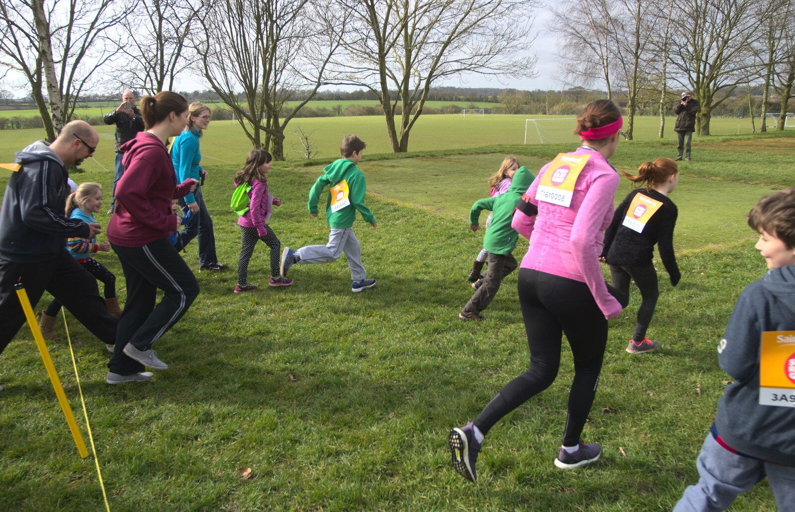 The runners are off from Isobel's Hartismere Run, Castleton Way, Eye, Suffolk - 16th March 2016