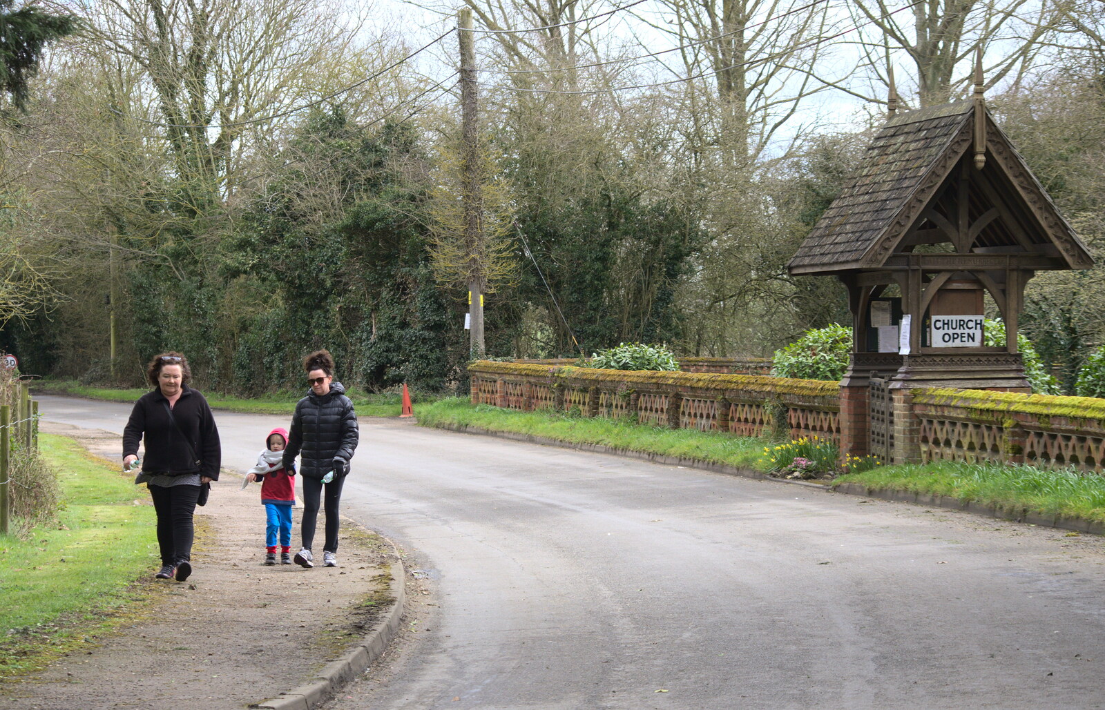 Louise, Harry and Evelyn from Harry's Birthday, Brome, Suffolk - 28th March 2016