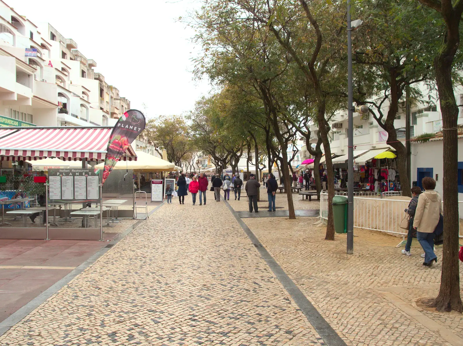 A street in to Albufeira, from A Trip to Albufeira: The Hotel Paraiso, Portugal - 3rd April 2016