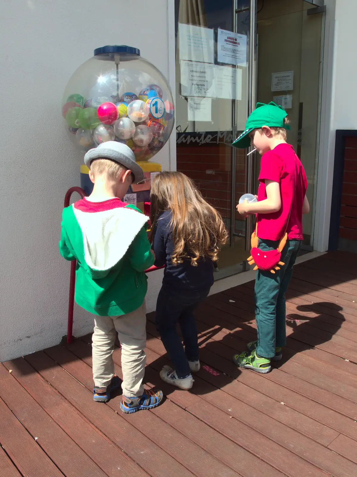 Harry, Elanna and Fred at the ball machine, from A Trip to Albufeira: The Hotel Paraiso, Portugal - 3rd April 2016