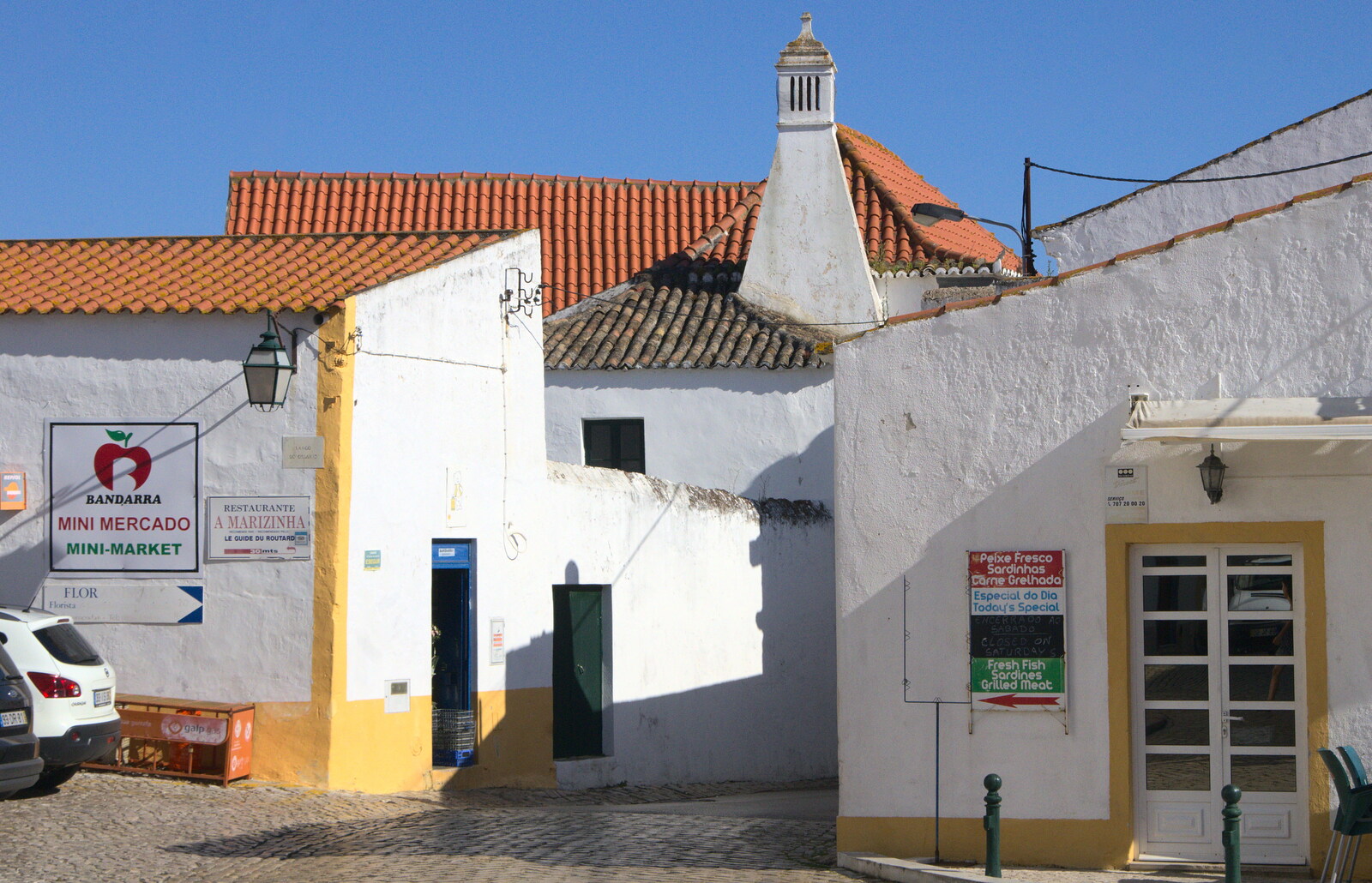 Whitewashed buildings from Gary and Vanessa's Barbeque, Alcantarilha, Algarve, Portugal - 7th April 2016