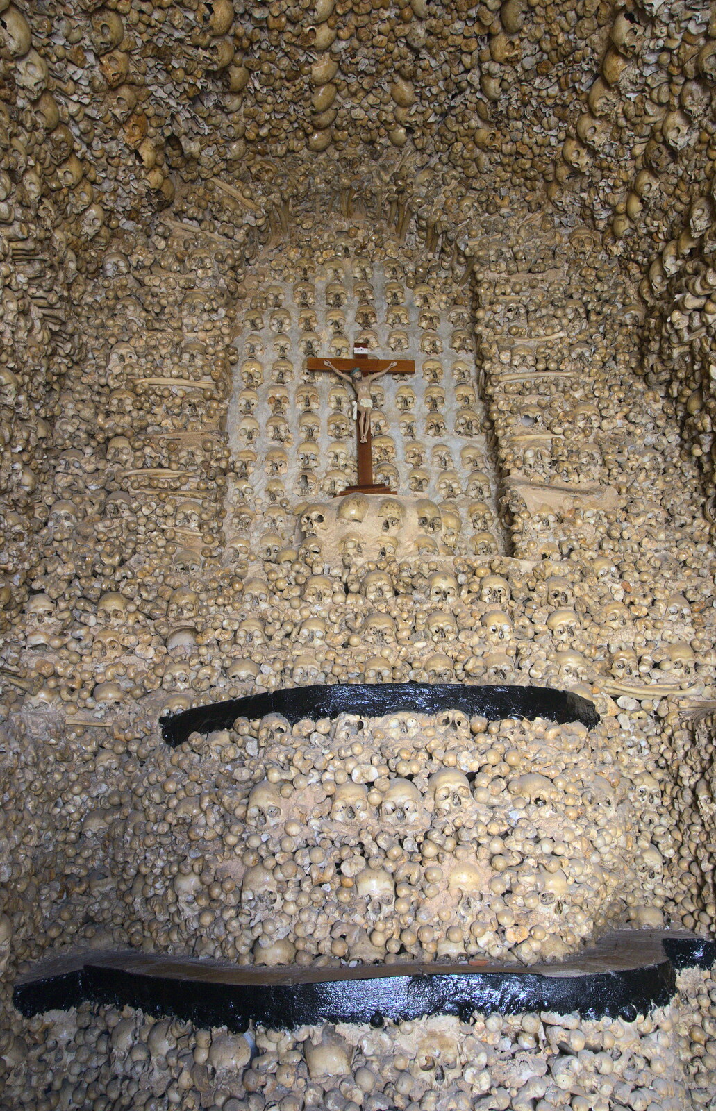 A crucifix surrounded by skulls from Gary and Vanessa's Barbeque, Alcantarilha, Algarve, Portugal - 7th April 2016