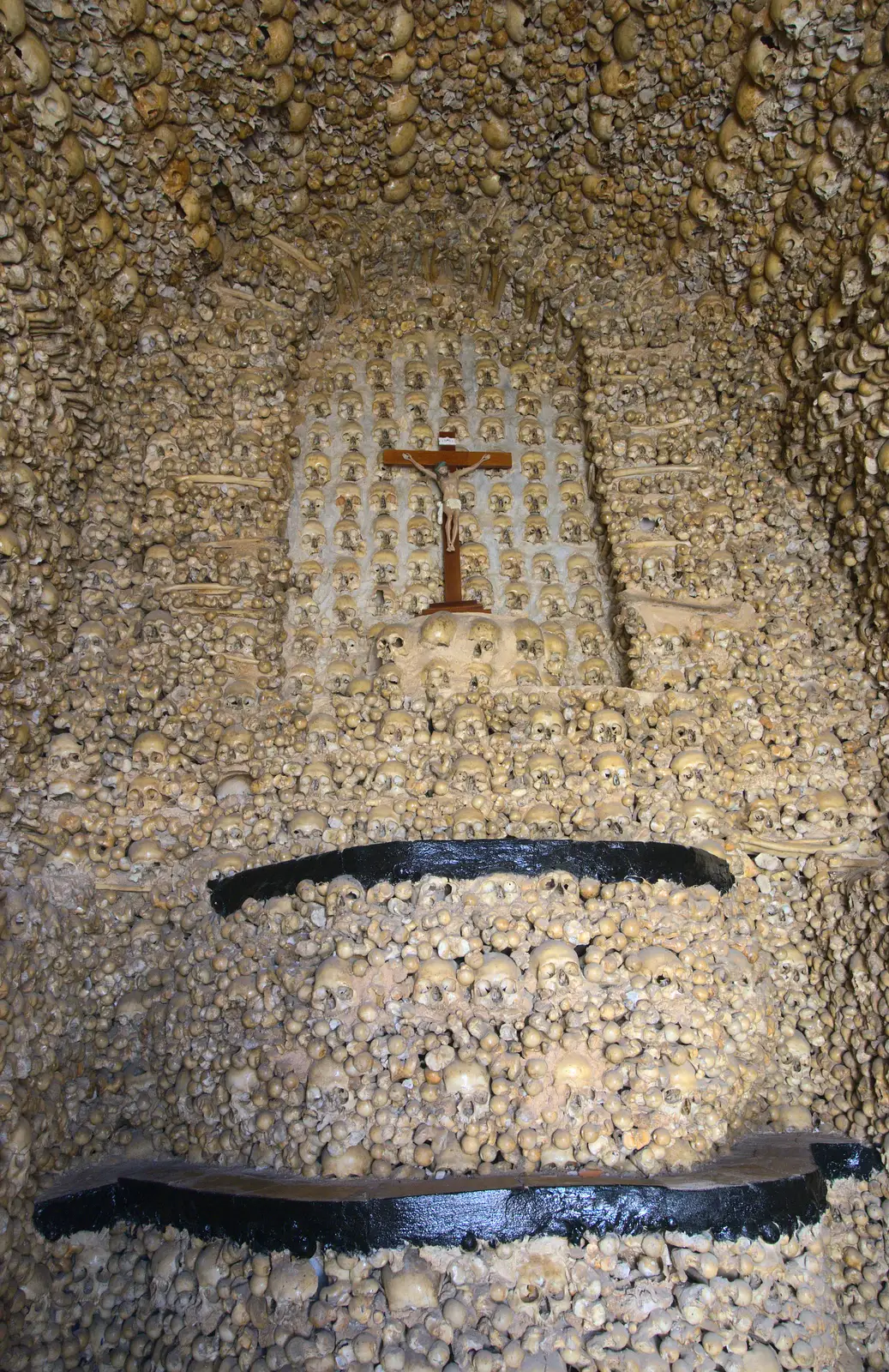 A crucifix surrounded by skulls, from Gary and Vanessa's Barbeque, Alcantarilha, Algarve, Portugal - 7th April 2016