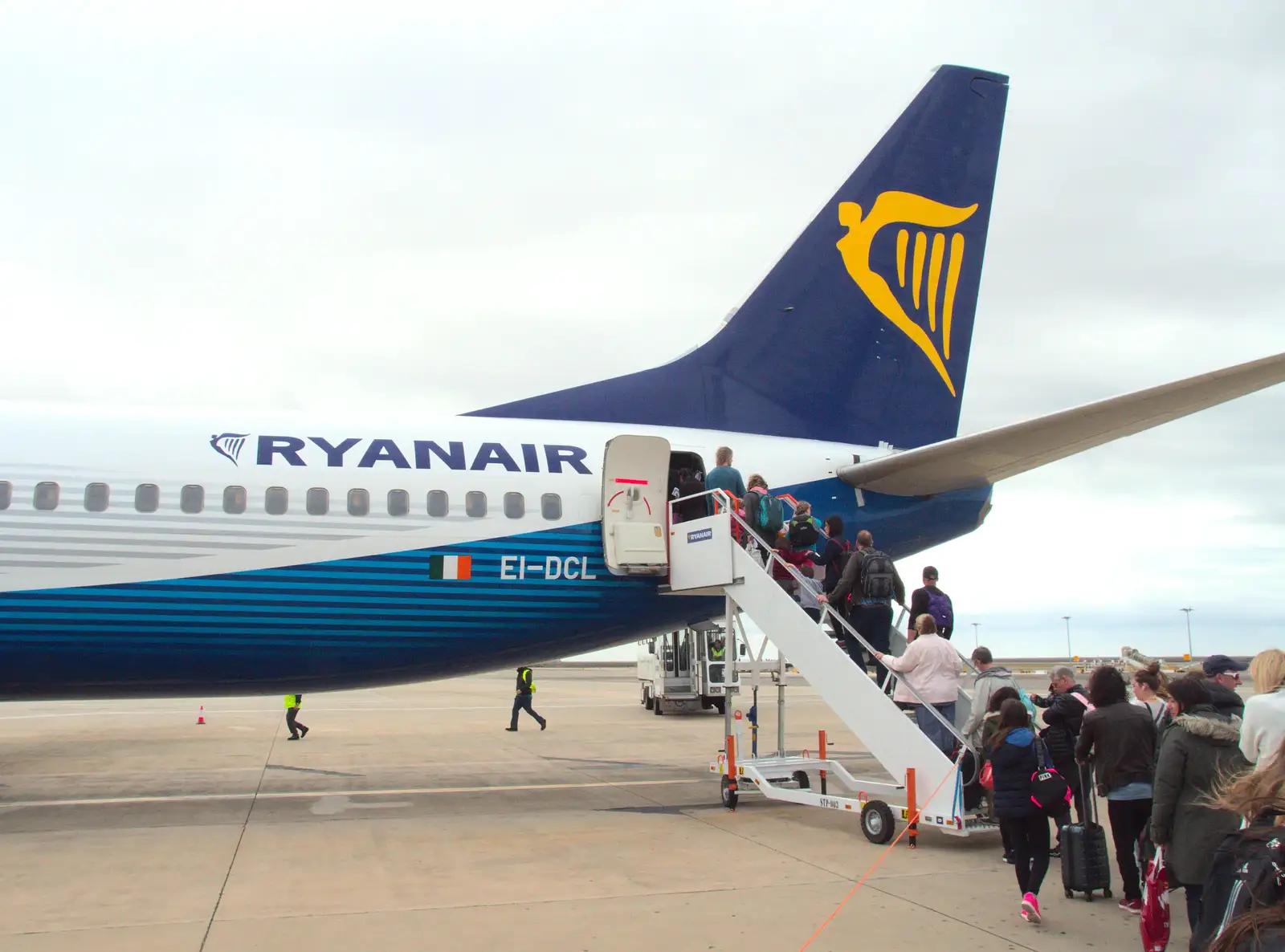 The hordes embark the Ruinair flight, from Last Days and the Journey Home, Albufeira, Portugal - 9th April 2016