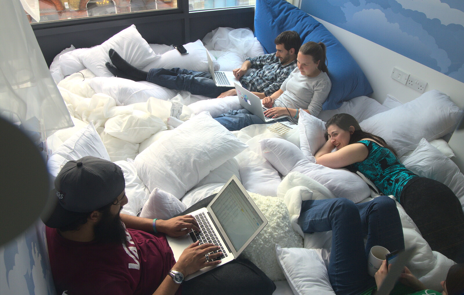 Life in the 'cloud' room from A SwiftKey Innovation Week, Southwark, London - 22nd April 2016