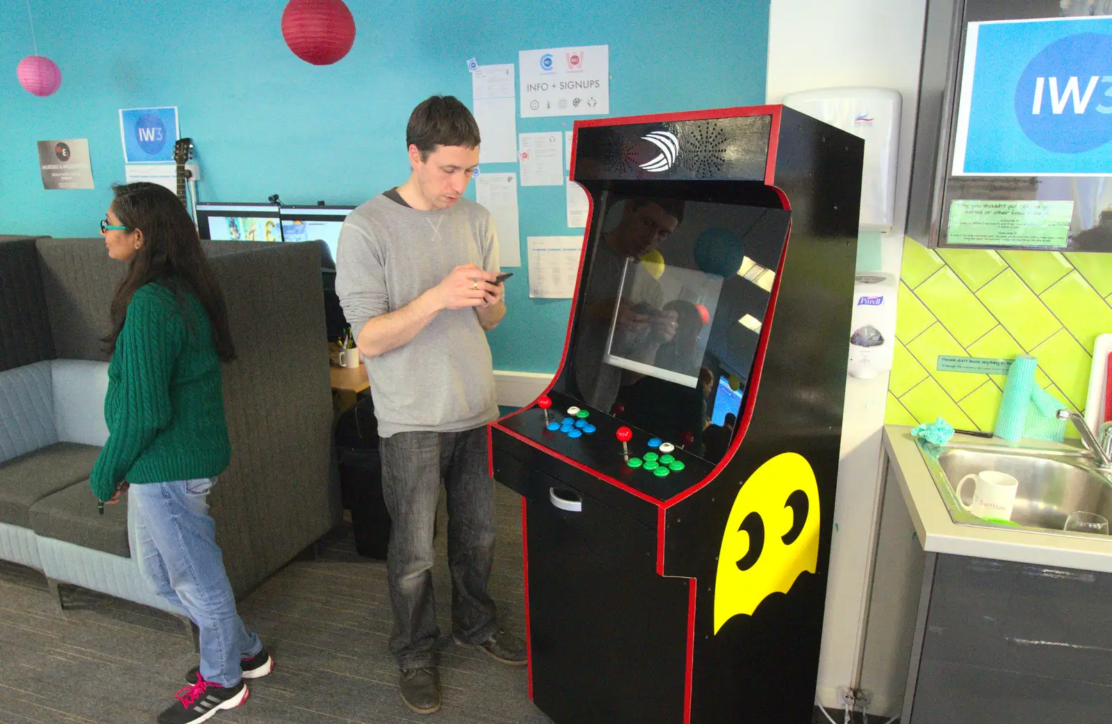 The arcade cabinet from a few innovations ago, from A SwiftKey Innovation Week, Southwark, London - 22nd April 2016