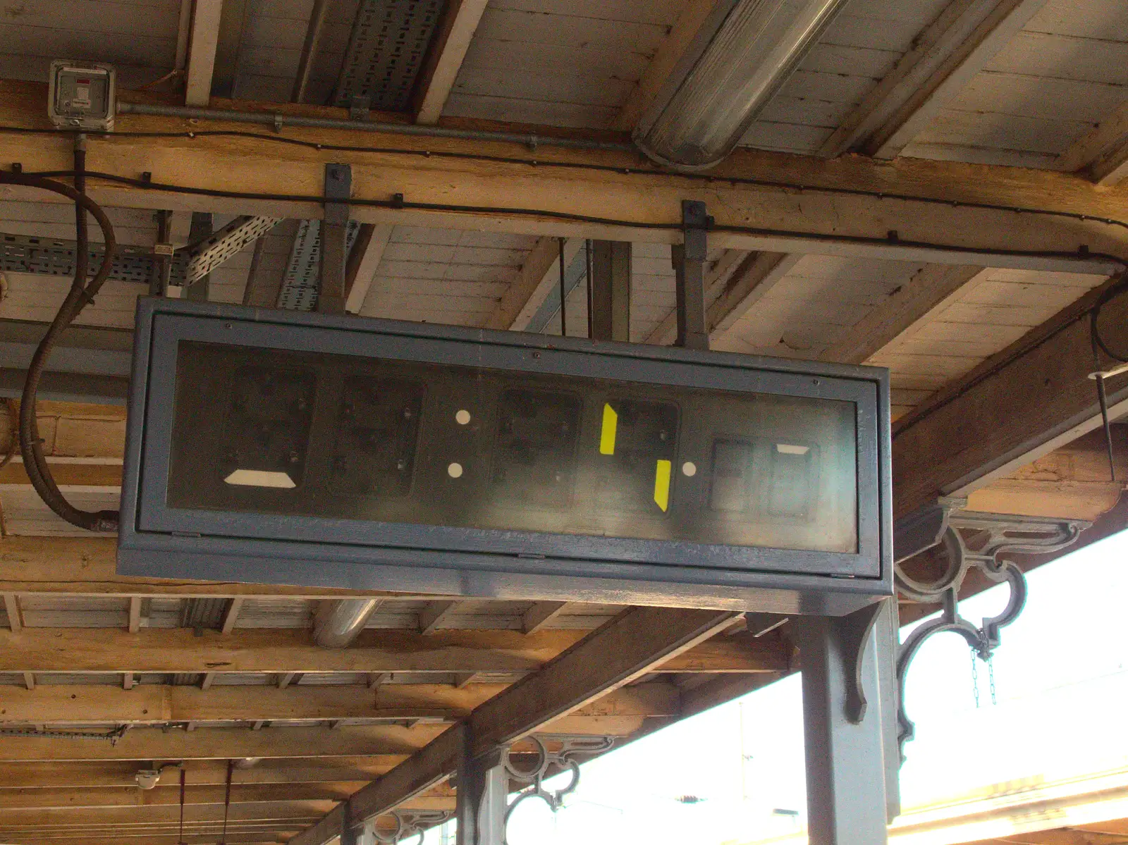 Stowmarket's platform clock has seen better days, from The East Anglian Beer Festival, Bury St Edmunds, Suffolk - 23rd April 2016