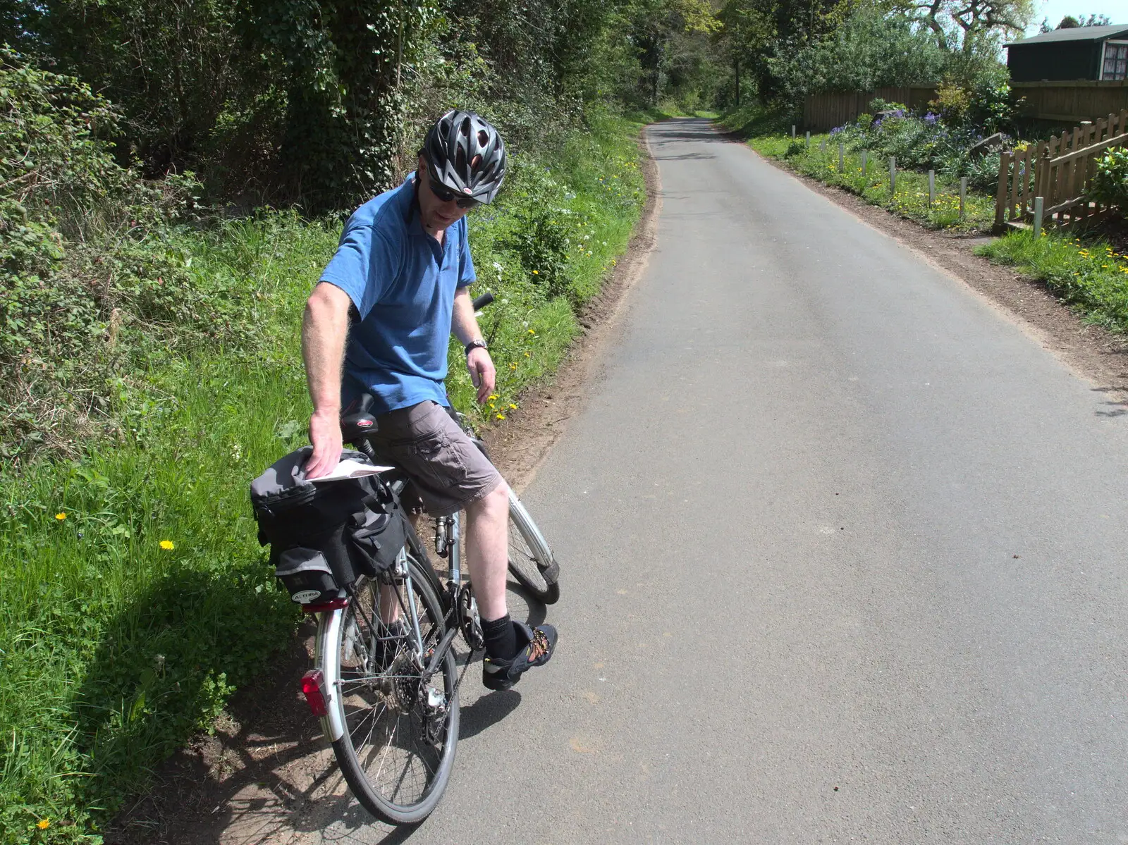 Paul checks the map, from The BSCC Cycling Weekender, Outwell, West Norfolk - 7th May 2016