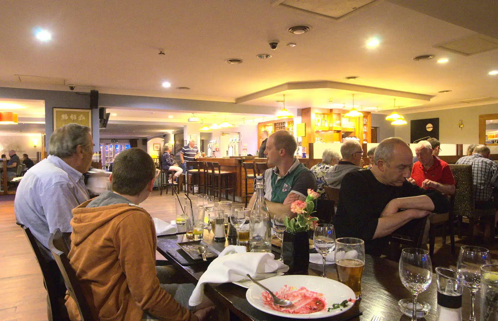 In the hotel restaurant, from The BSCC Cycling Weekender, Outwell, West Norfolk - 7th May 2016